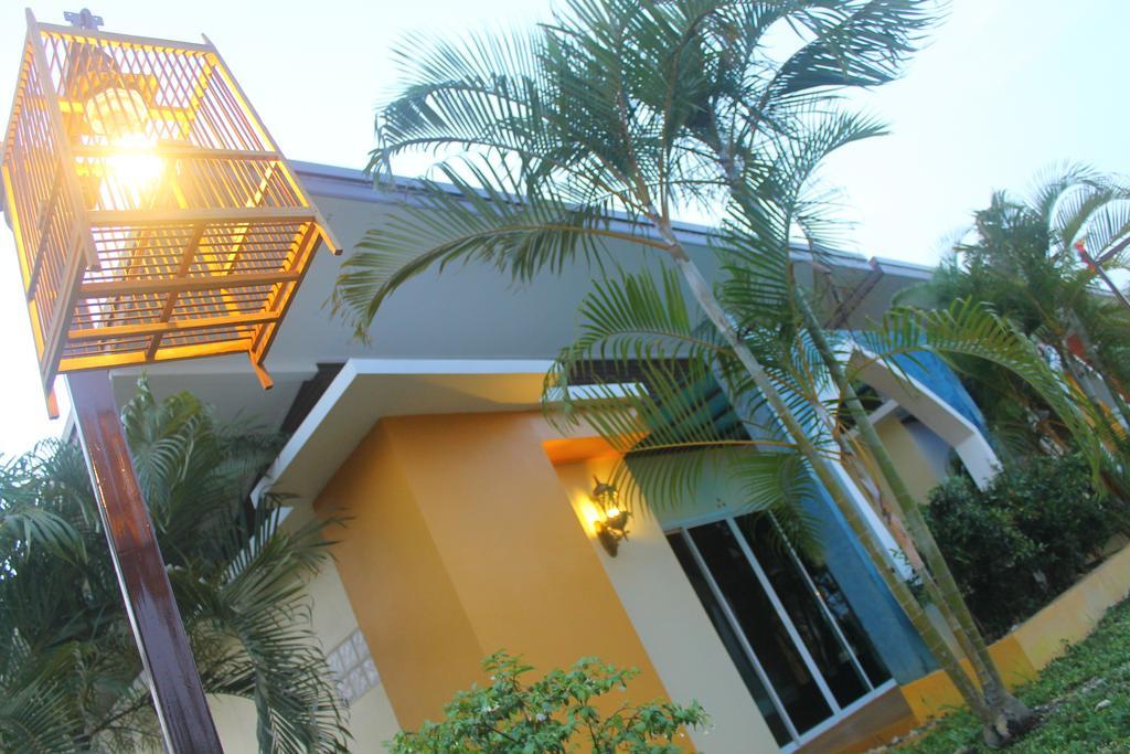 Fullhouse Resort Mae Suai Pokoj fotografie